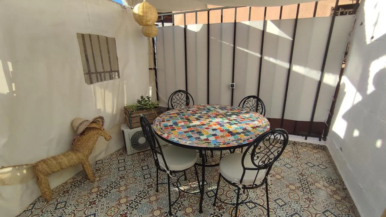 펜션 Riad Privatise 4 Personnes 2 Chambres A 2 Minutes Place Jemma El Fna 마라케시 모로코