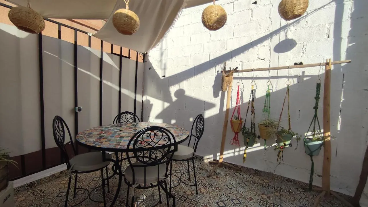 Riad Privatise 4 Personnes 2 Chambres A 2 Minutes Place Jemma El Fna 마라케시